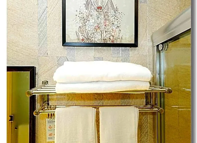 Hotel Pristine